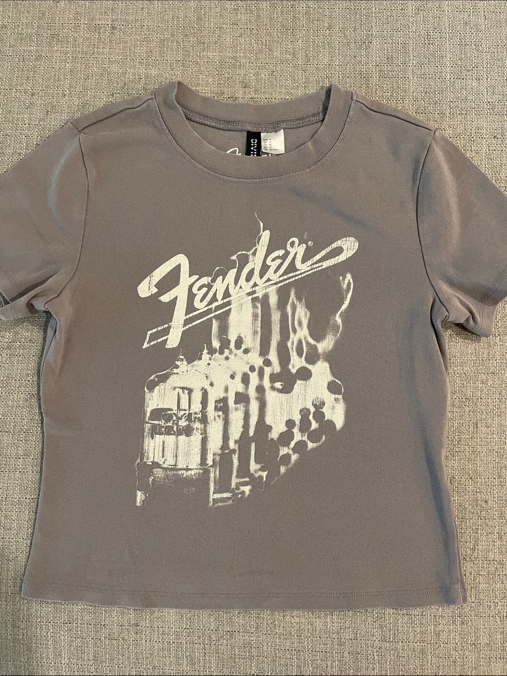 Fender Gray Short-Sleeve Cropped Tee with White Graphic
